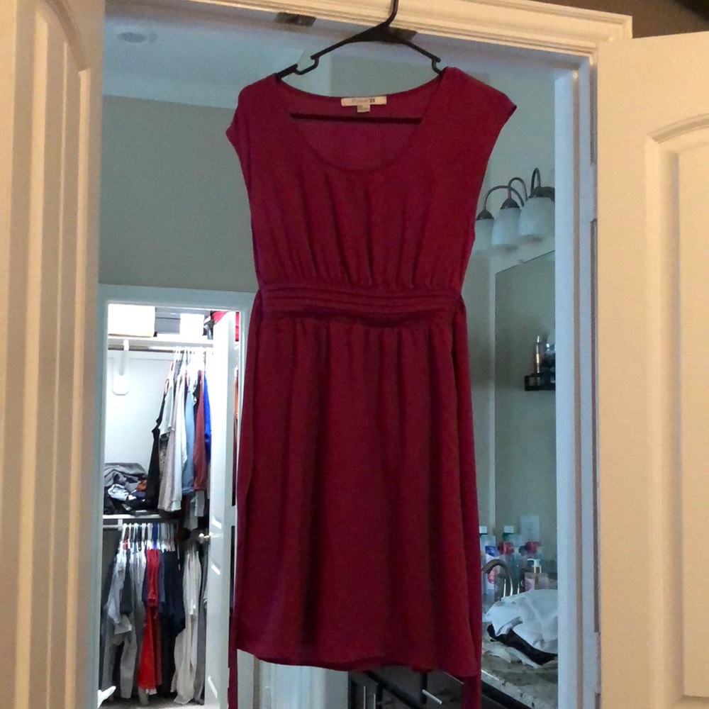 Short burgundy dress